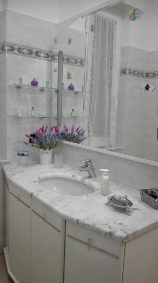 Profumo Di Basilico Home Genoa Luaran gambar